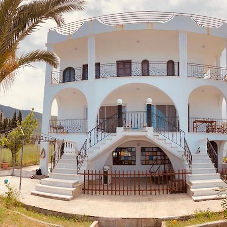 Апартаменты Magic House At Halkida 1M From The Beach! Халкида Экстерьер фото