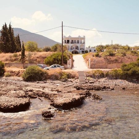 Апартаменты Magic House At Halkida 1M From The Beach! Халкида Экстерьер фото