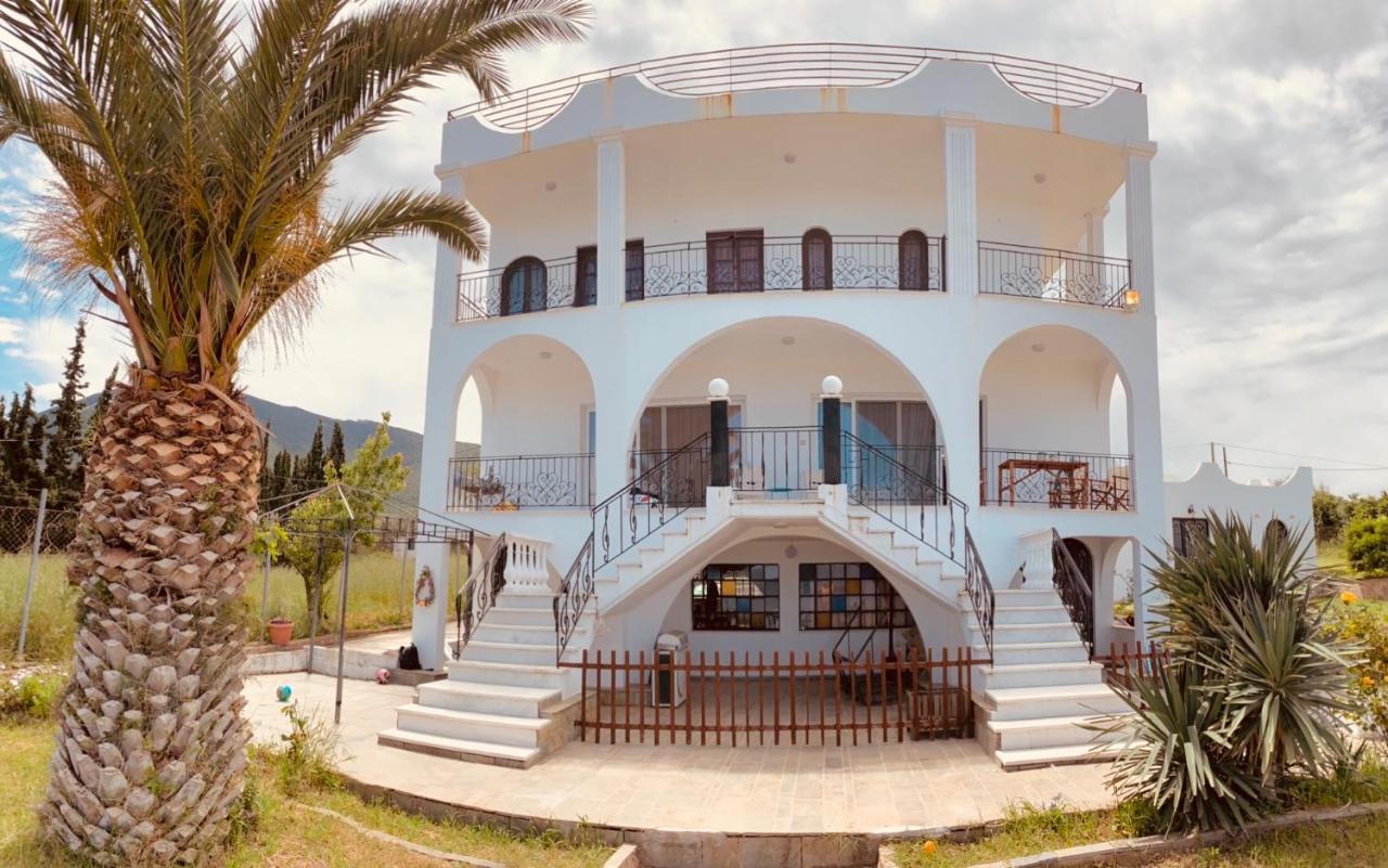 Апартаменты Magic House At Halkida 1M From The Beach! Халкида Экстерьер фото